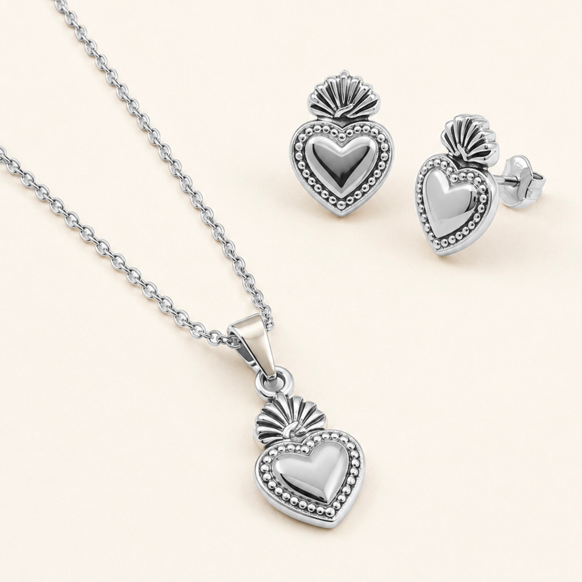 Collana e Orecchini Sacred Heart, in acciaio